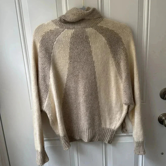 IB Diffusion WESTERN women’s knit sweater with fringe & lacing cream tan Sz M - Picture 7 of 8